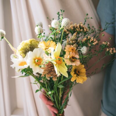 flower-delivery-pittsburgh-5-min medium sized flowers for delivery in Pittsburgh and Bethel Park