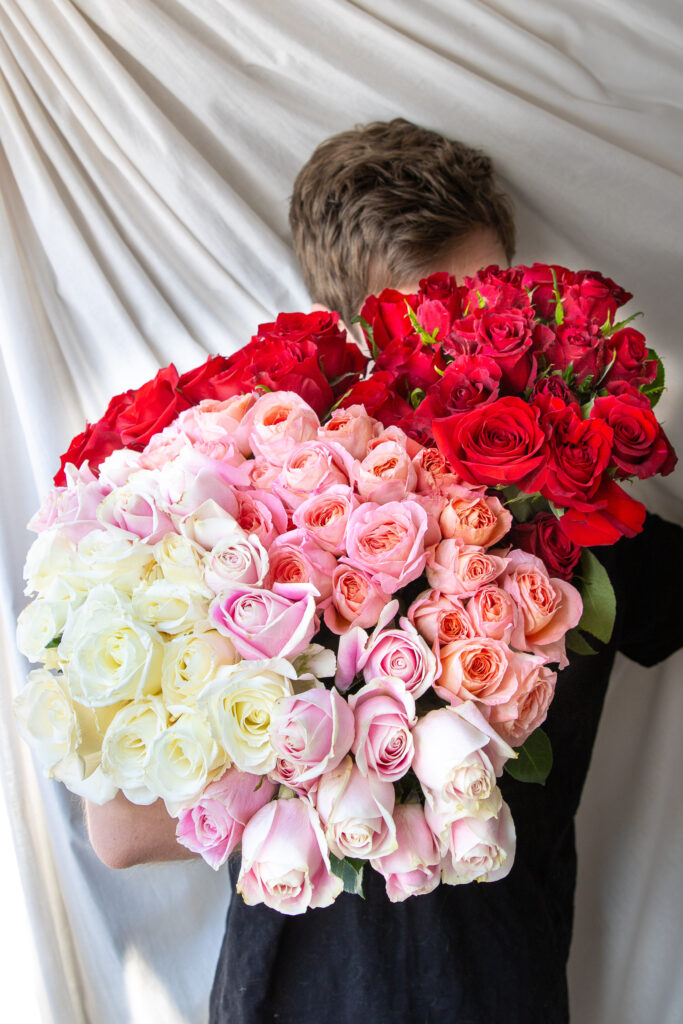 A Dozen Roses, Delivered
